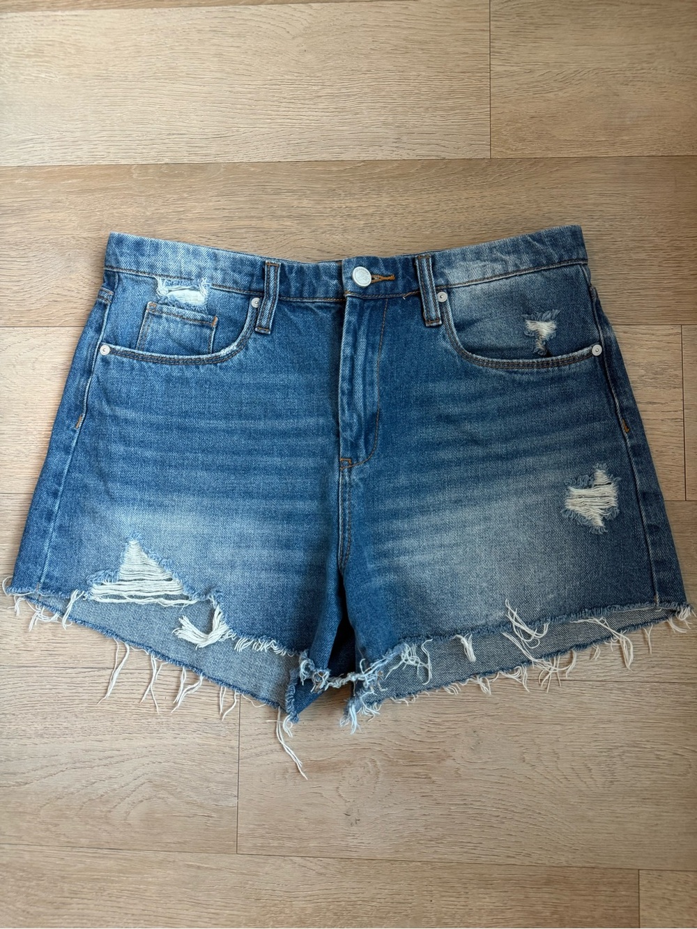 BLANKNYC Denim Distressed Frayed Hem Women’s Shorts -The Barrow - 30 100% Cotton